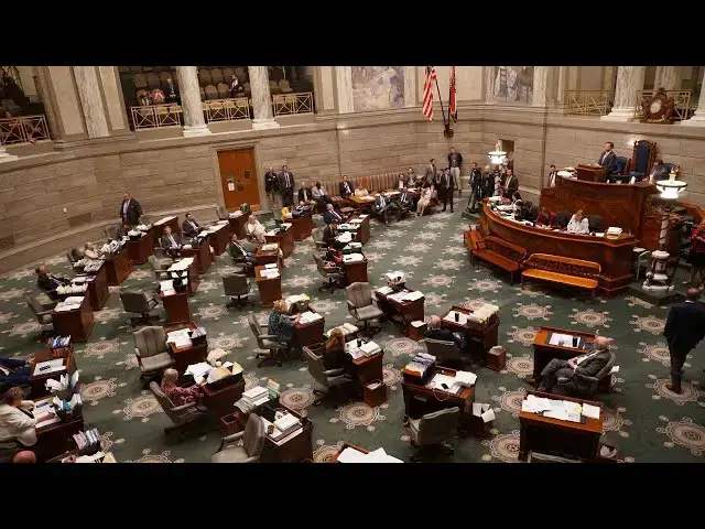 Video thumbnail for Horror In The Senate - Republican Collapses During Hearing