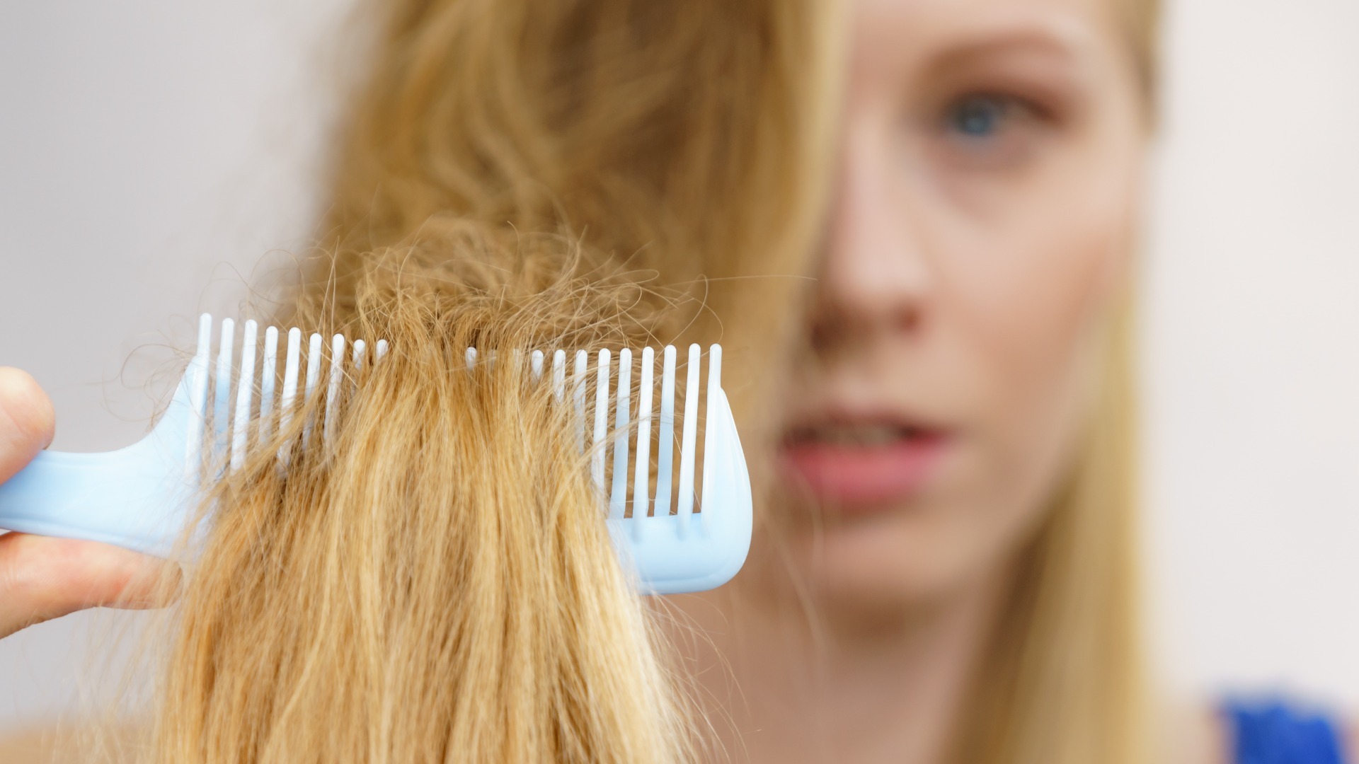 Video thumbnail for What Happens If You Never Cut Your Hair?