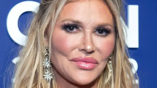 Video thumbnail for Celebs Who Were Flat Broke After Divorce