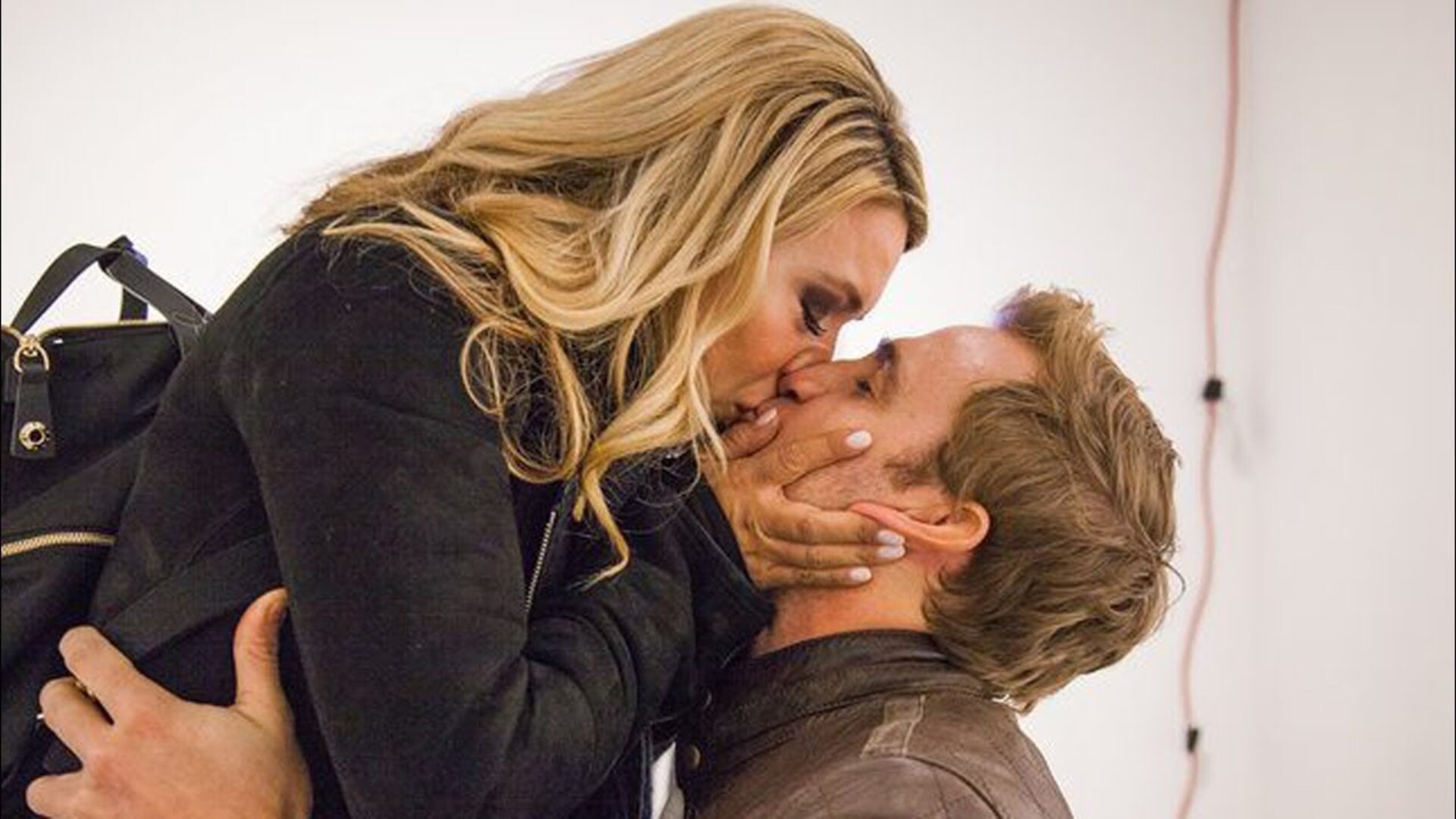 Video thumbnail for Heart-Wrenching Marriage Proposals That Will Make Anyone Cry