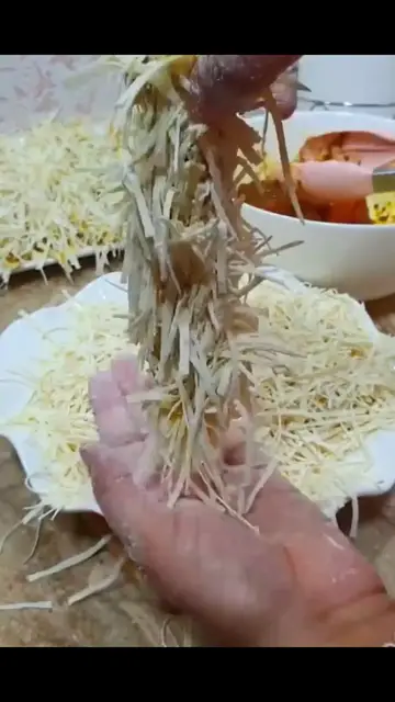 Video thumbnail for Ramadan Special Chicken Snakes