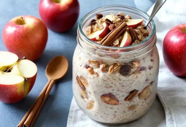 Video thumbnail for Apple-Cinnamon Overnight Oats Recipe