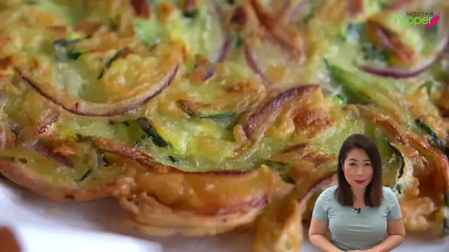 'Video thumbnail for EASY CHEAP DELICIOUS CRISPY Korean Zucchini Pancake Recipe ANYONE CAN MAKE THIS 🇰🇷바삭바삭한애호박 부침개(720P HD)'