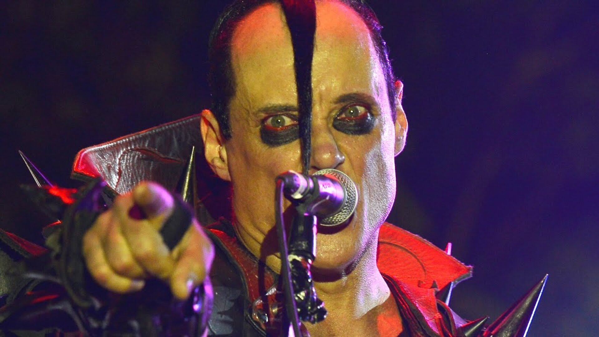 Video thumbnail for Here's The Untold Truth About The Misfits