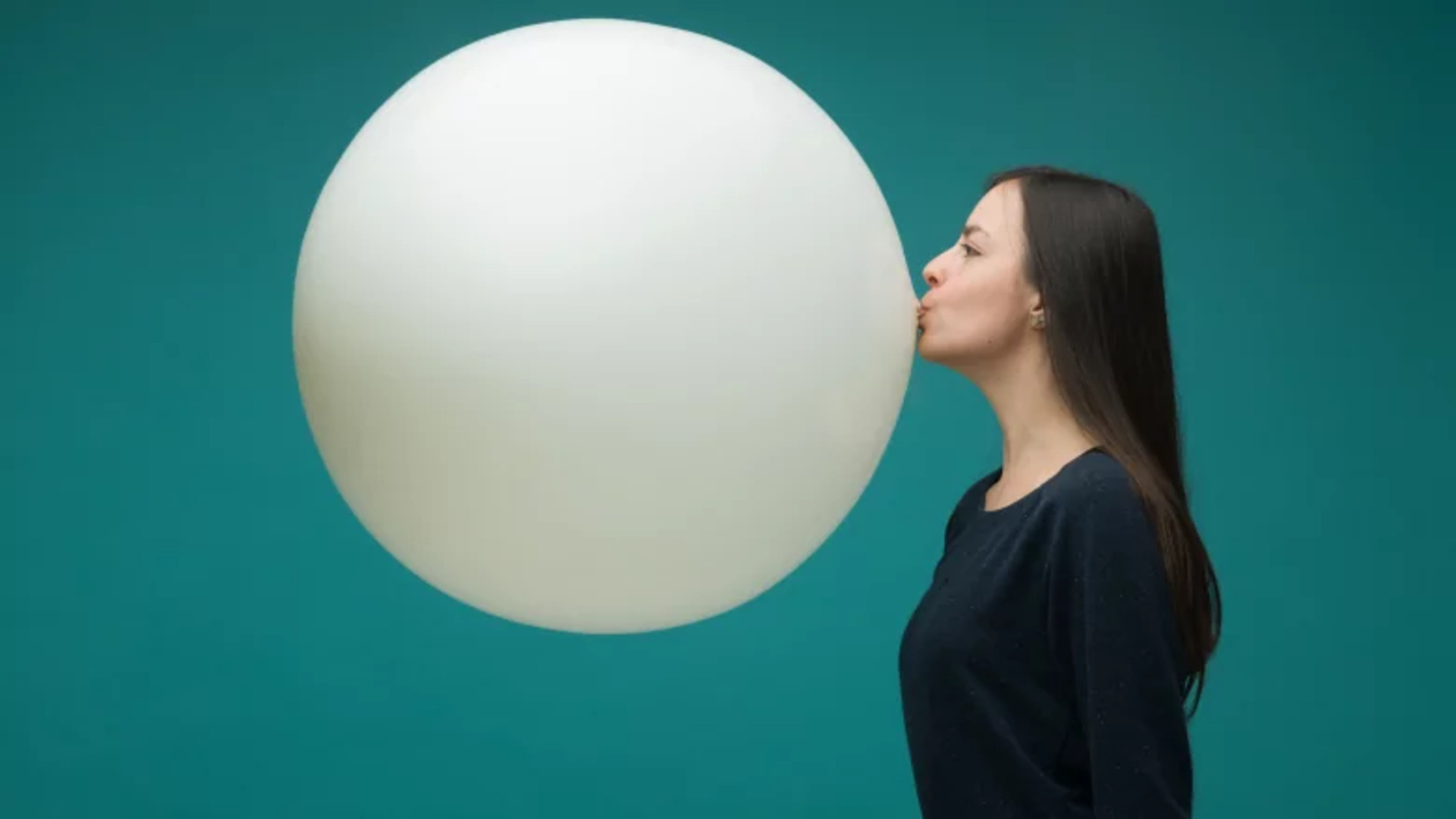 Video thumbnail for Hold In A Fart And This Is What Your Body Does