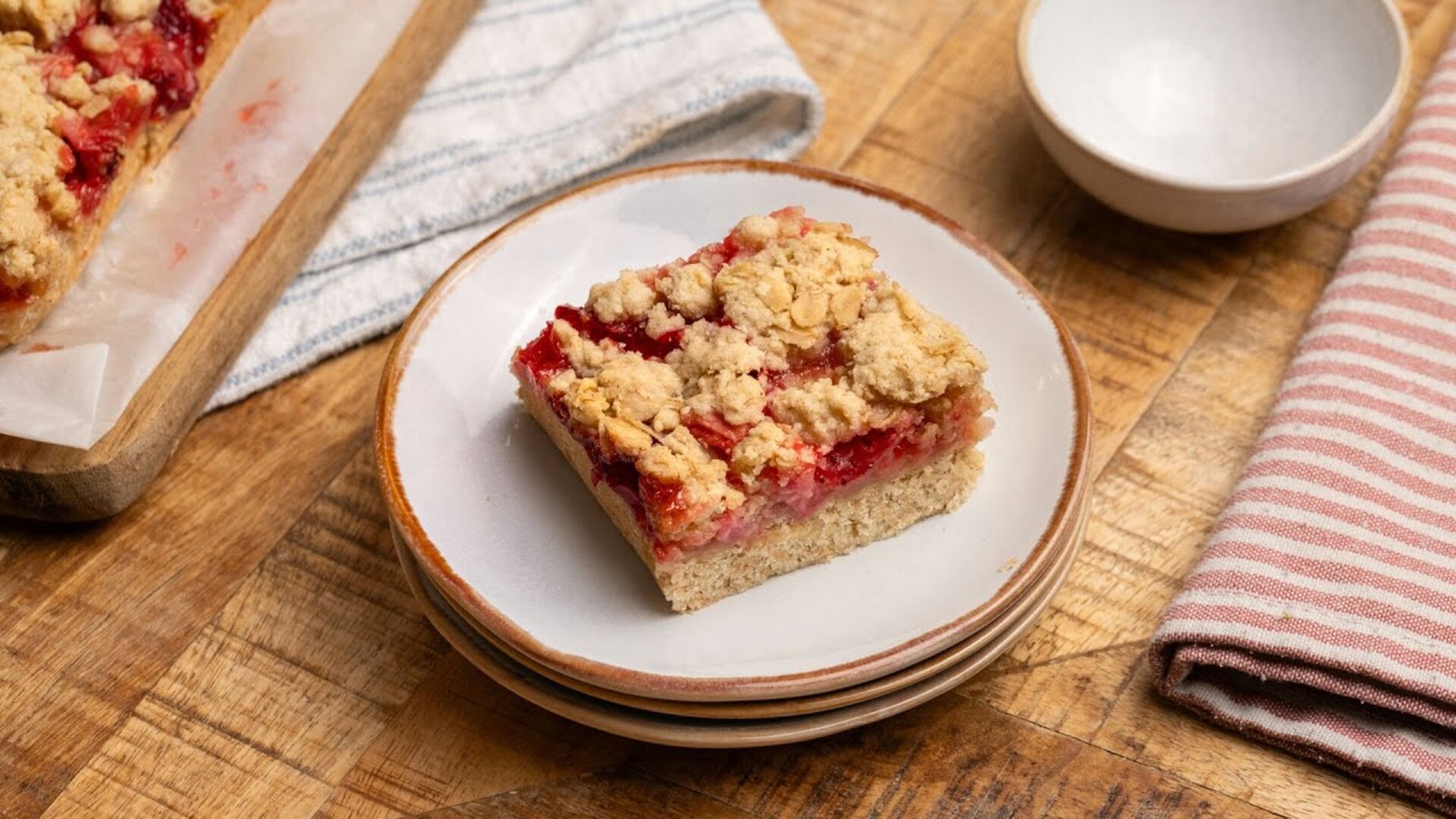 Video thumbnail for Strawberry Rhubarb Cookie Bars Recipe