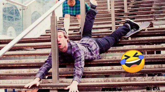 'Video thumbnail for TRY NOT TO LAUGH 😆 Best Funny Videos Compilation 😂😁😆 Memes PART 216'