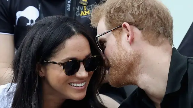Video thumbnail for Juicy Details Revealed About Harry & Meghan's First Dates