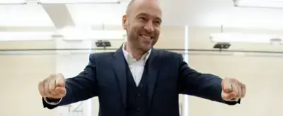 'Video thumbnail for Watch a Magical Sneak Peek of DERREN BROWN: SECRET'