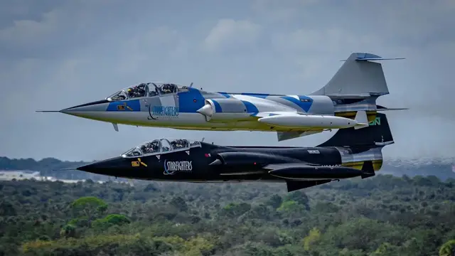 Video thumbnail for F-104 Two-Ship Formation (Oct 11)