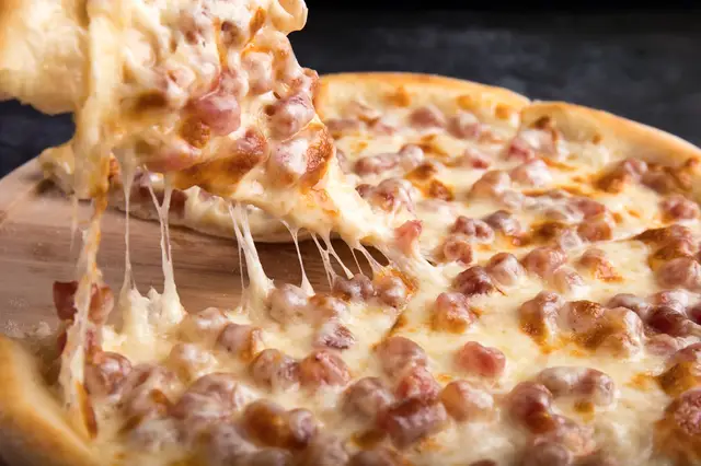 'Video thumbnail for The best pizza recipe'