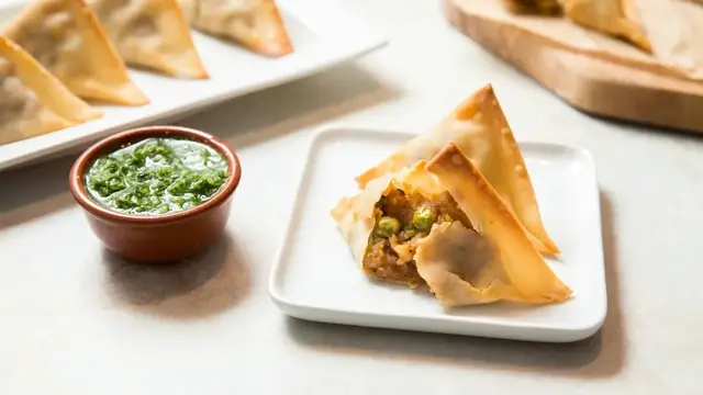 'Video thumbnail for Celebrate Diwali With This Easy Baked Samosas Recipe'