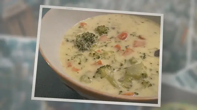 Video thumbnail for Cheesy Broccoli & Carrots Soup