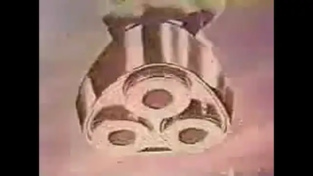 Video thumbnail for 1960s Norelco santa ad