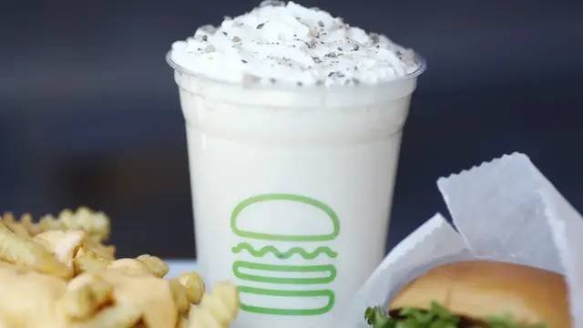 Video thumbnail for 8 Fast Food Chains Who Make Their Milkshakes With Real Ice Cream