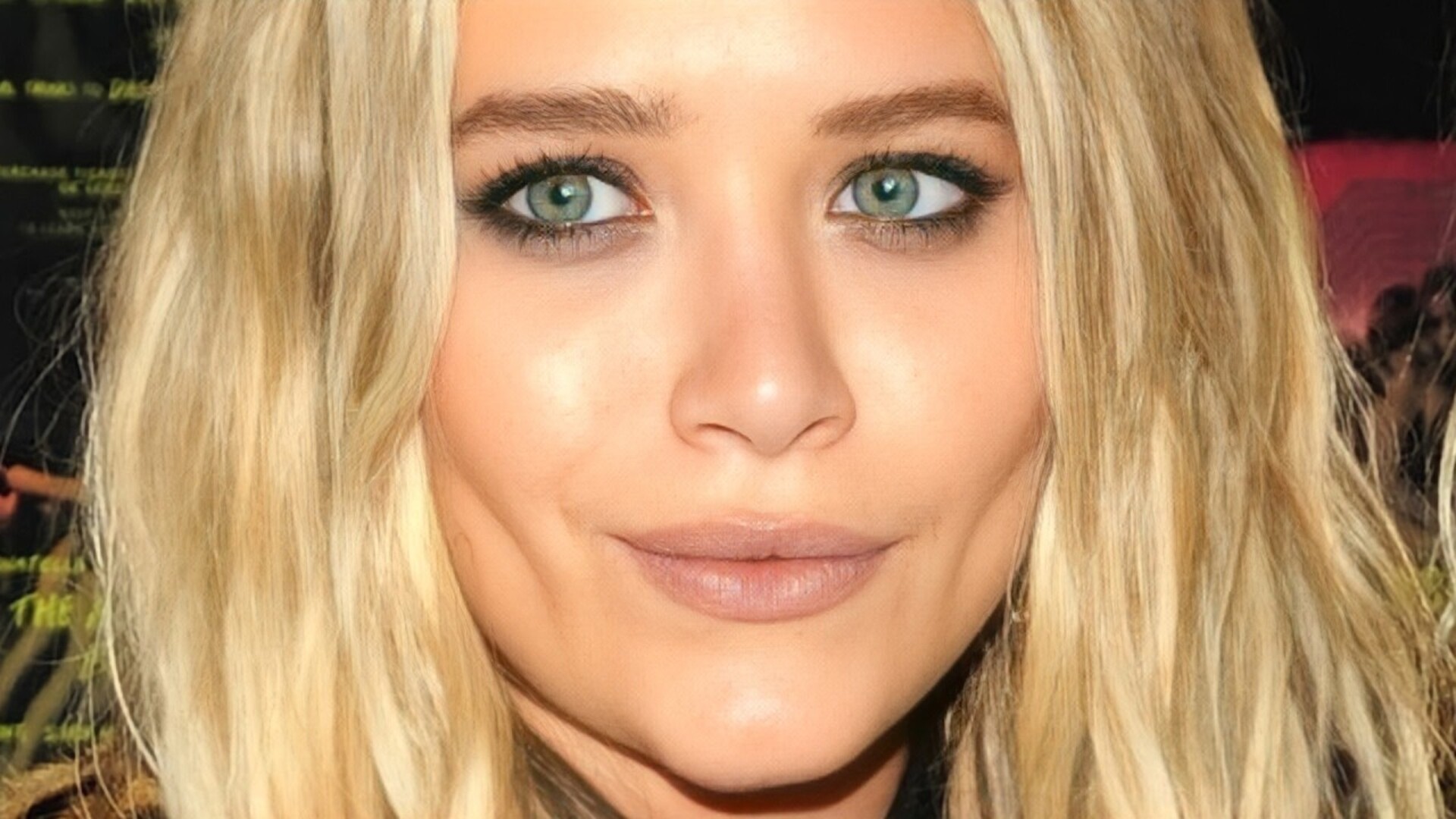 Video thumbnail for What Really Happened To Mary-Kate And Ashley Olsen?