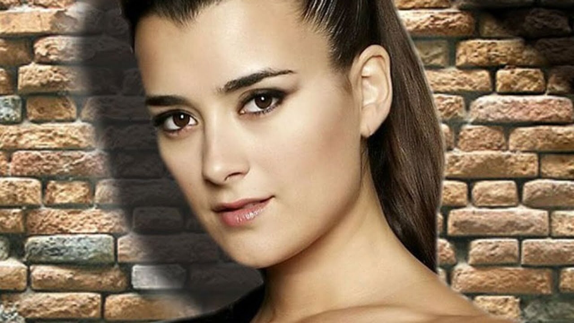 Video thumbnail for The Untold Truth Of NCIS