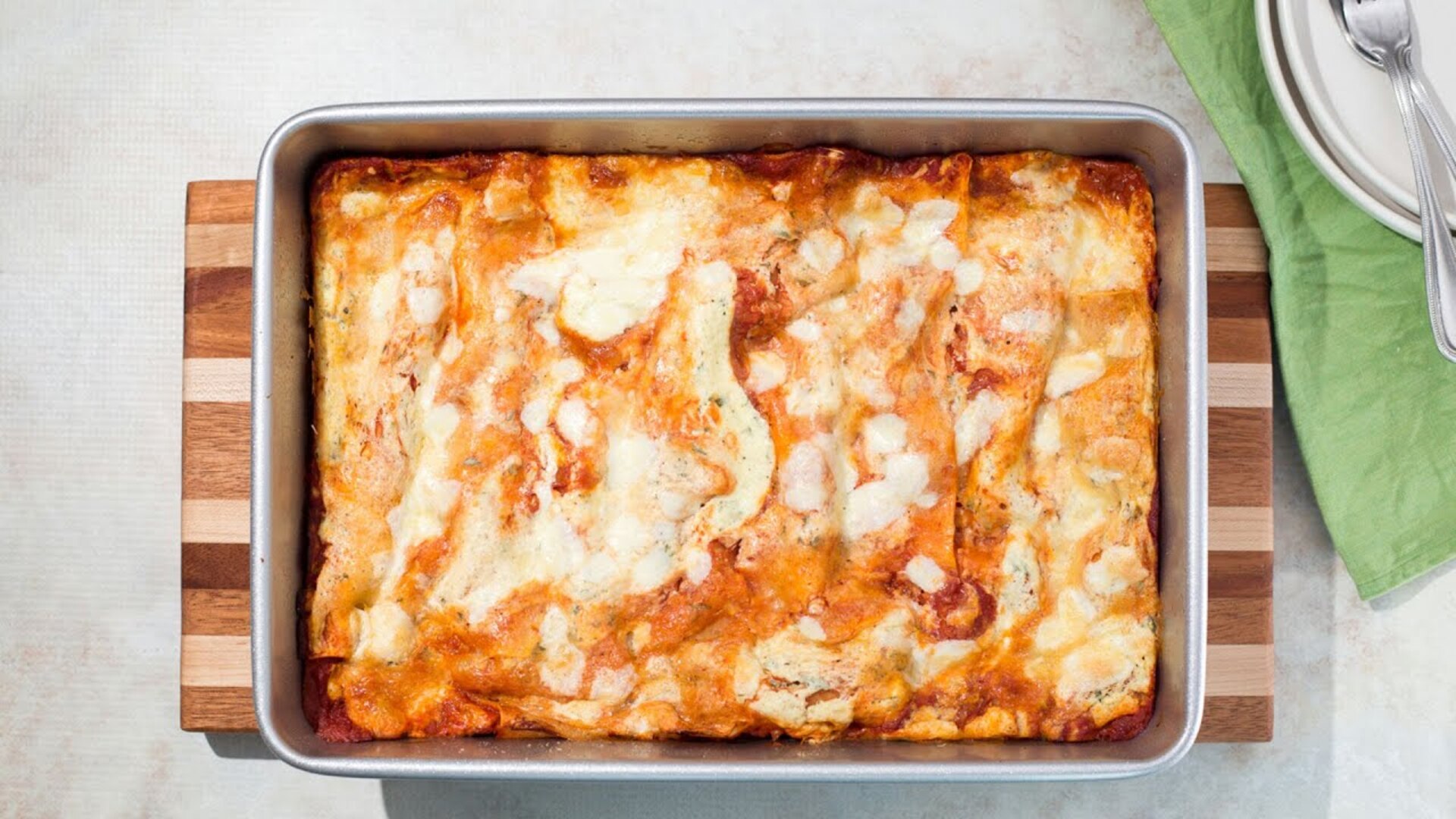 Video thumbnail for This Cottage Cheese Lasagna Is High-Protein And Irresistibly Creamy