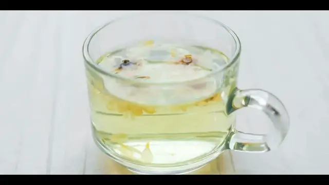 Video thumbnail for Chrysanthemum Tea, Superb 3 Benefits of This Beverage