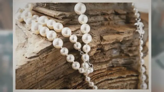 Video thumbnail for Why Are Pearls So Expensive?