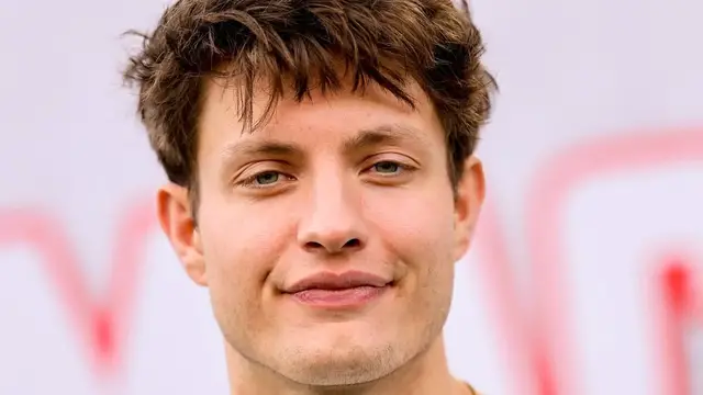 Video thumbnail for We Can't Stop Staring At Matt Rife's Transformation