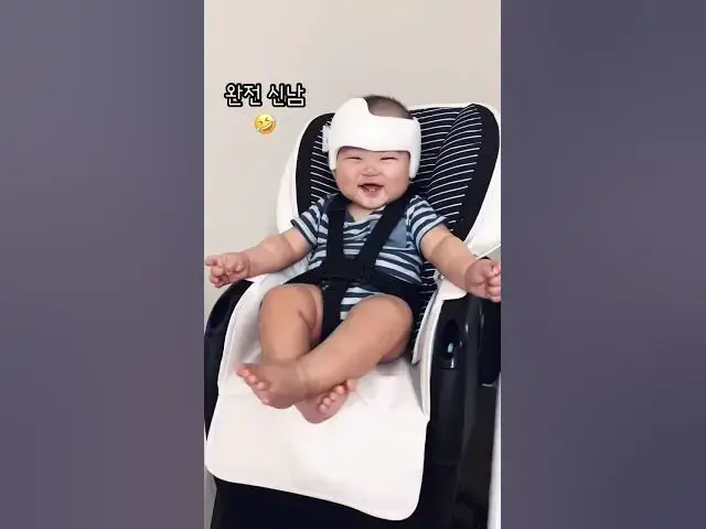 Video thumbnail for 엄마가 쳐다만 봐도 좋은 아기 ❤️😍😊