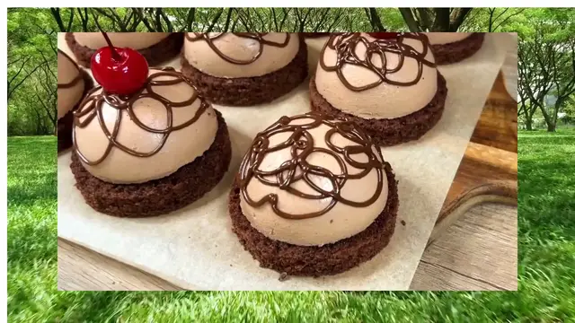'Video thumbnail for Special Chocolate Cup Cake'