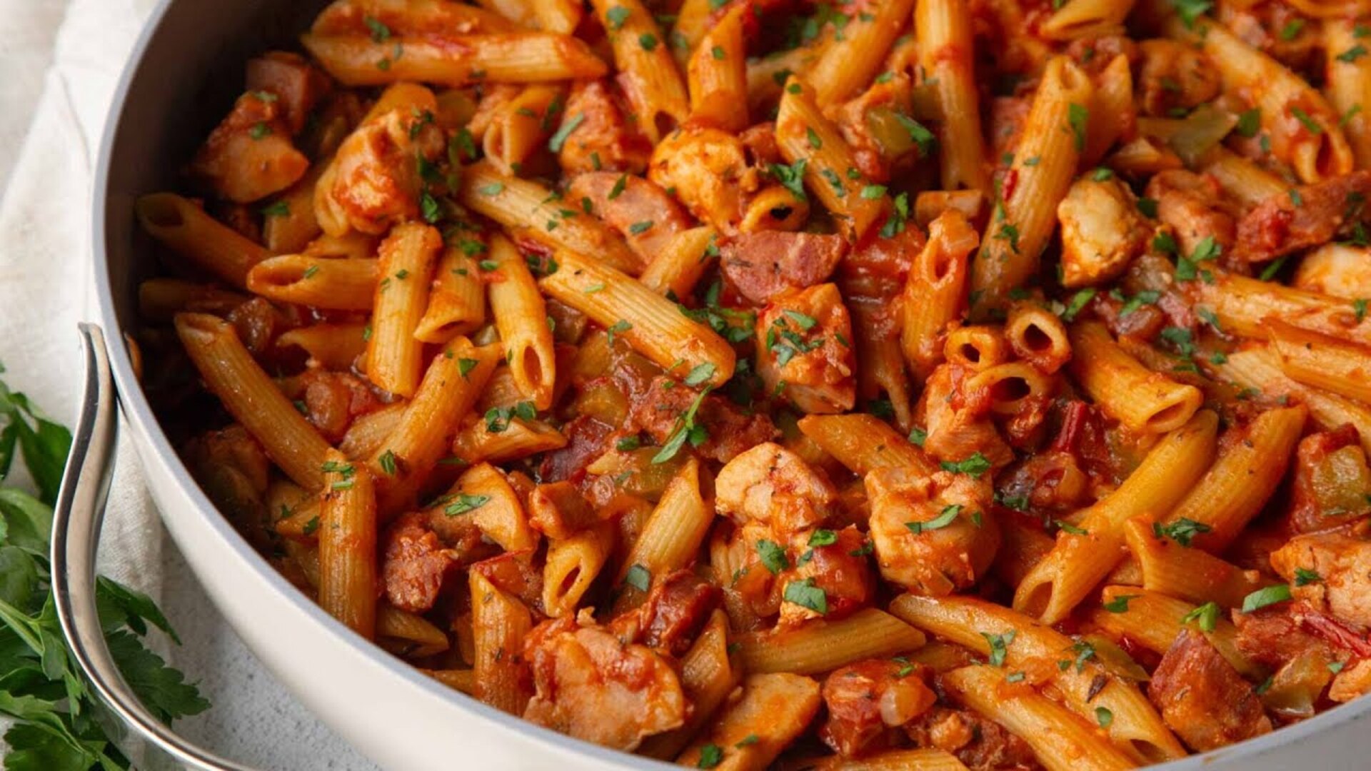 Video thumbnail for 1-Pan Pastalaya Recipe