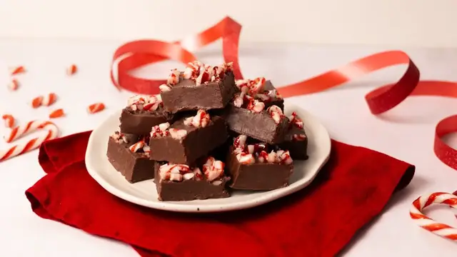 Video thumbnail for Dark Chocolate Peppermint Fudge Recipe