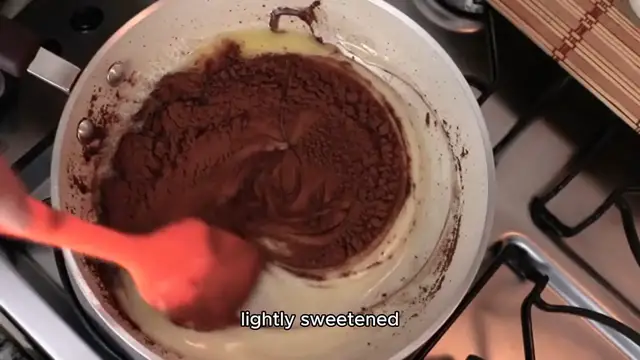 Video thumbnail for whipped cream recipe with heavy cream