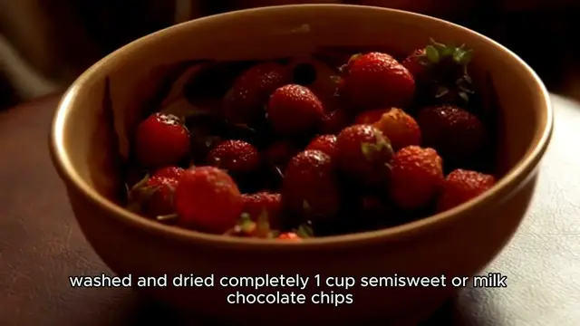 Video thumbnail for Chocolate Covered Strawberries Recipe