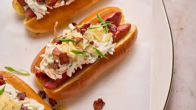 'Video thumbnail for Bacon Crunch Hot Dog With Creamy Slaw Recipe'