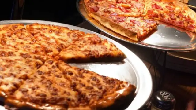 Video thumbnail for Huge Mistakes Everyone Makes When Eating Fast Food