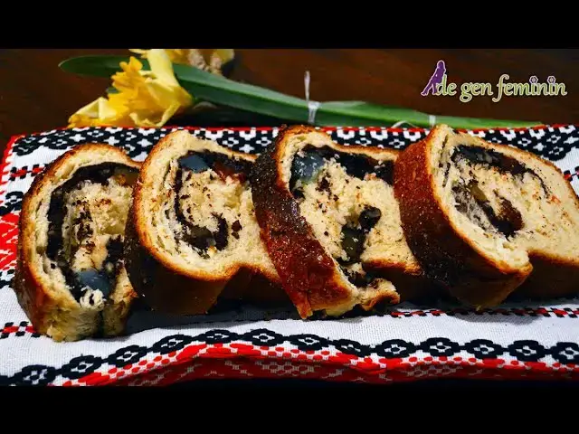 'Video thumbnail for Reteta de Cozonac traditional cu nuca, rahat si cacao (De Gen Feminin)'