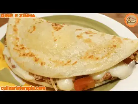 Video thumbnail for LANCHE RÁPIDO - PIZZA DE TAPIOCA - PÃO DE QUEIJO PANQUECA DE FRIGIDEIRA