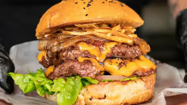 Video thumbnail for Wendy's Secret Menu Will Totally Change Your Go-To Order