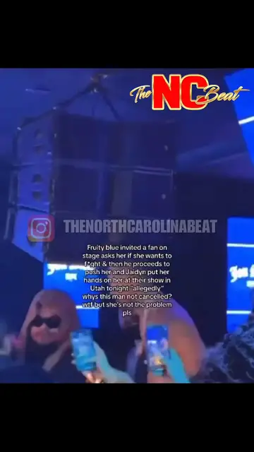 Video thumbnail for Blueface push fan off stage