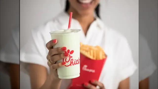 Video thumbnail for The Real Reason Chick-Fil-A Employees Never Say 'You're Welcome'