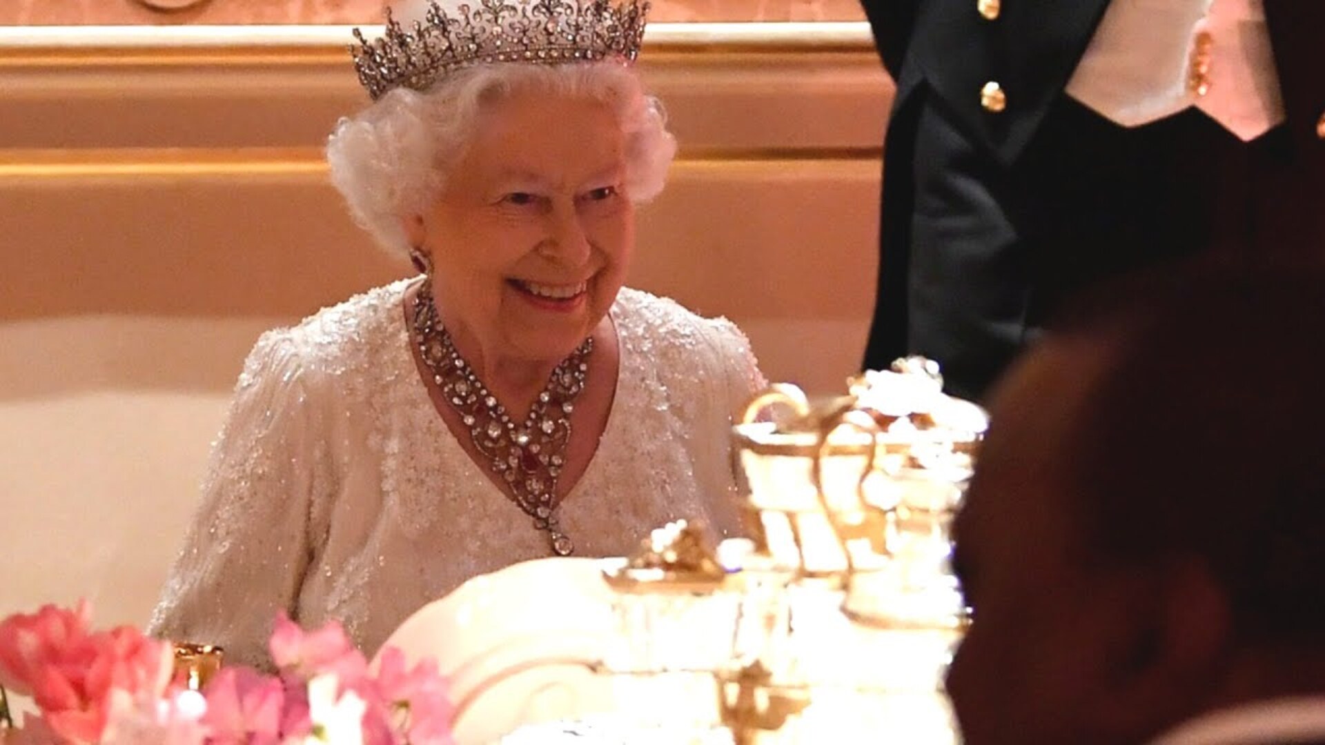 Video thumbnail for Weird Rules Royals Have To Follow For Dinner Parties