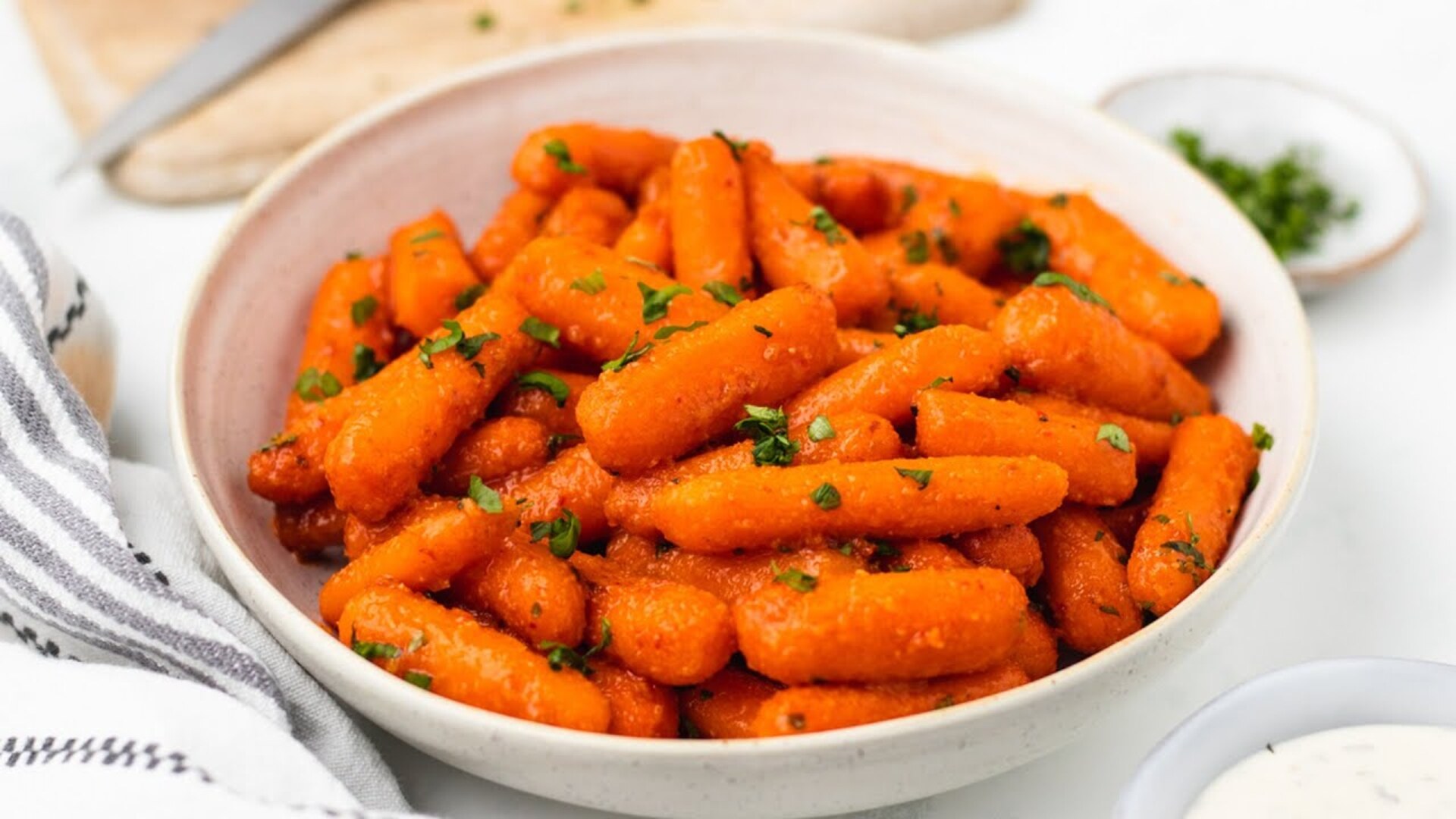 Video thumbnail for Baked Buffalo Carrots Recipe