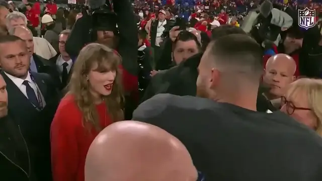 Video thumbnail for 6 Comedians Who Got In Big Trouble For Offensive Jokes