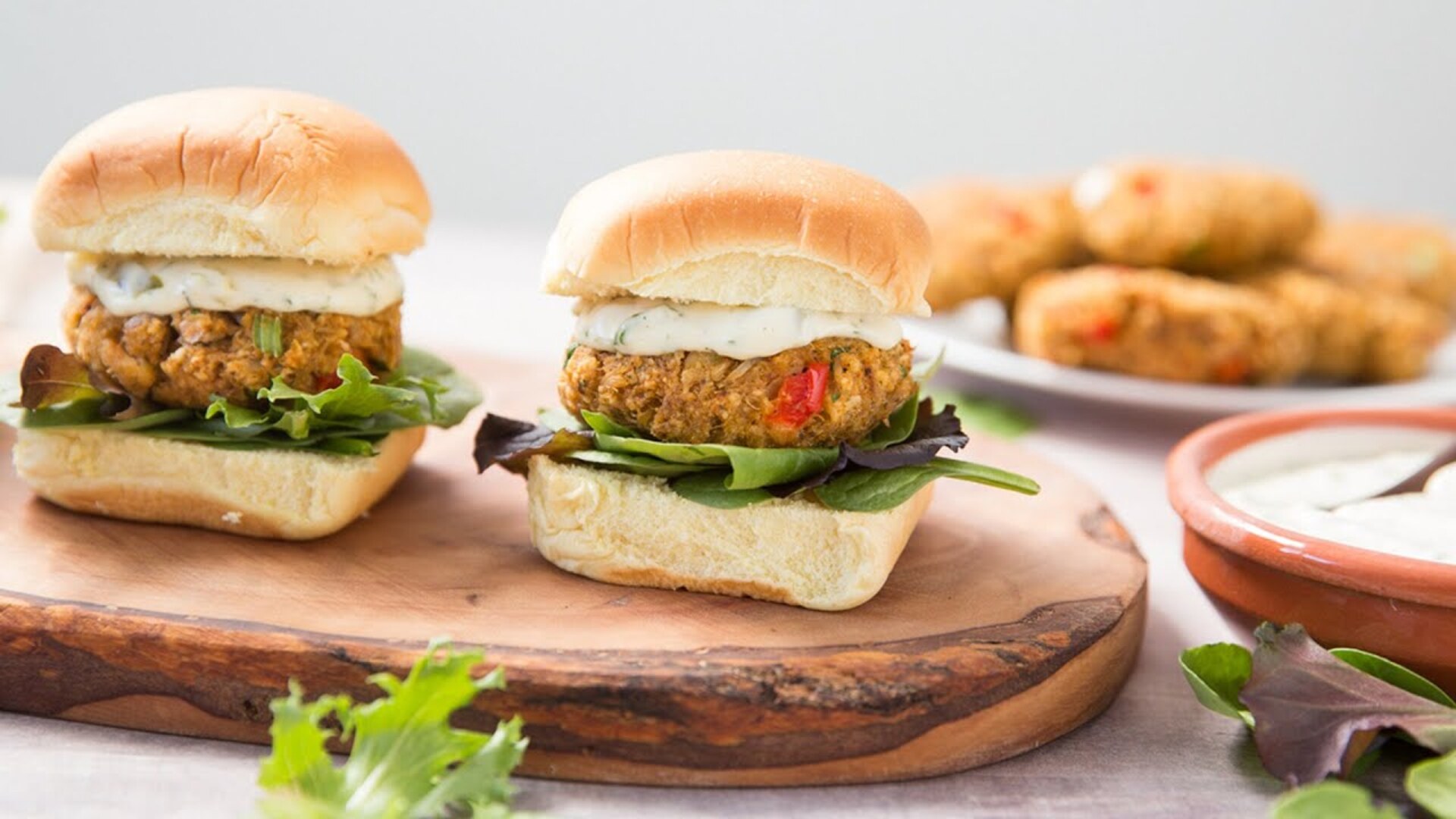 Video thumbnail for Crab Cake Sliders With Homemade Bay Blend And Tartar Sauce Recipe