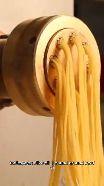 Video thumbnail for baked spaghetti recipe
