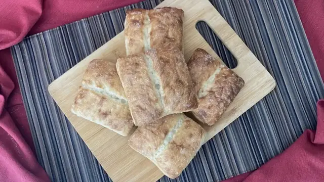 'Video thumbnail for The 7 Best Breads At The Costco Bakery, Ranked'