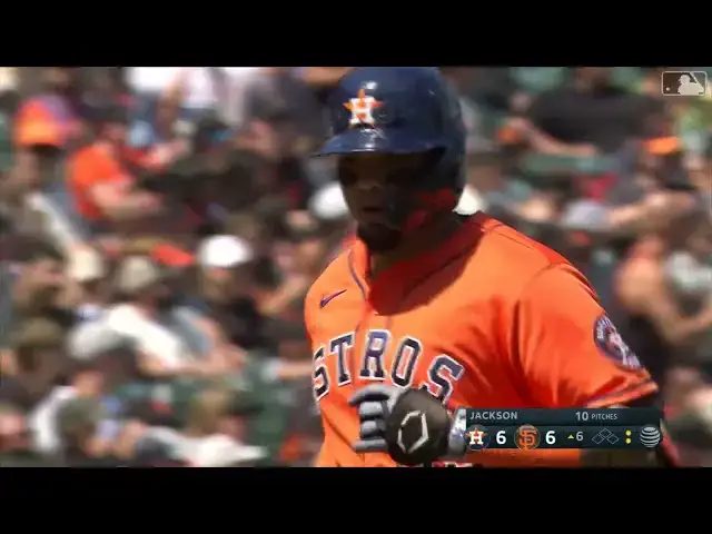 'Video thumbnail for Martín Maldonado clobbers a home run 7/31/21'