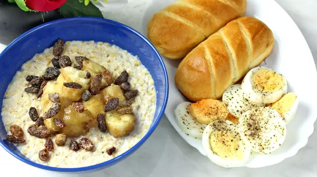 Video thumbnail for How to gain weight fast