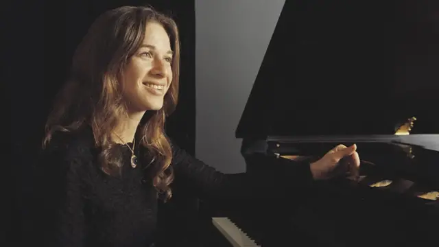 Video thumbnail for At Just 17, Carole King Wrote A Nearly Perfect Song That Artists Jump To Cover