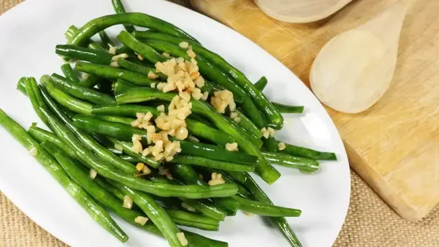 'Video thumbnail for Add These Ingredients To Canned Green Beans & Thank Us Later'