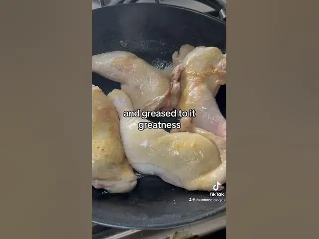 Video thumbnail for Fragrant chicken panang curry made with chicken legs - incredible!