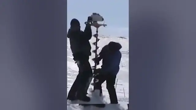 Video thumbnail for Drilling #icefishing